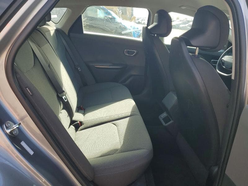 2025 KIA K4 LXS 10
