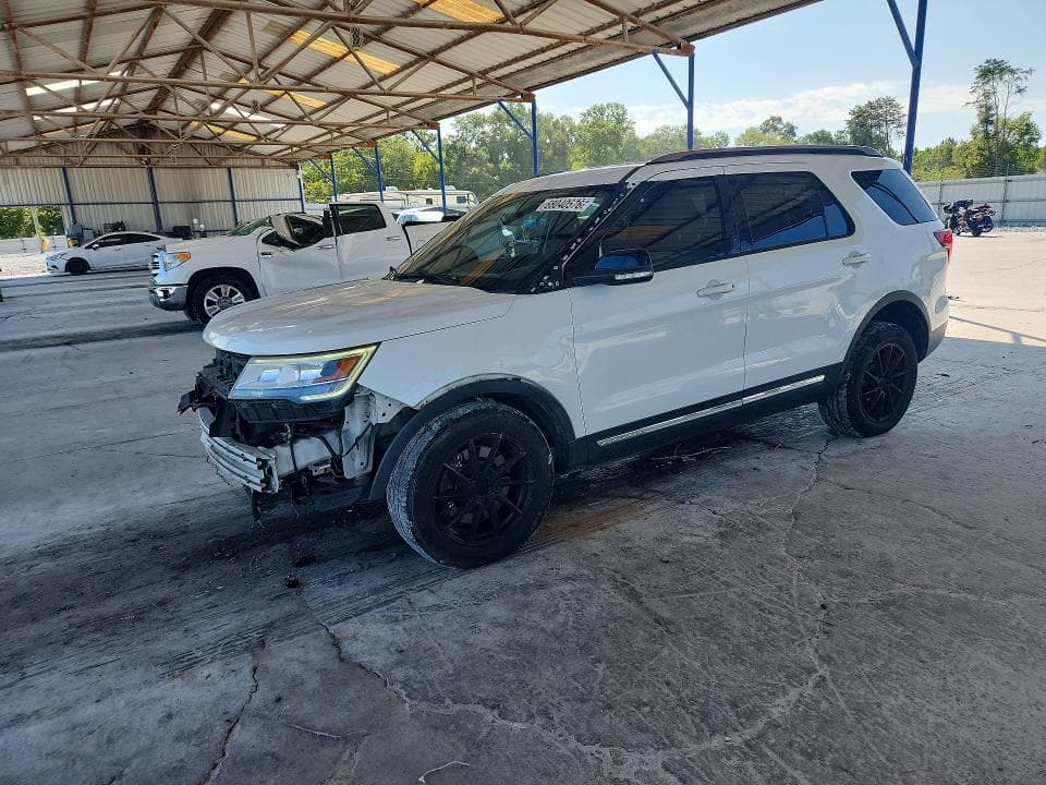 2017 FORD EXPLORER XLT - 1