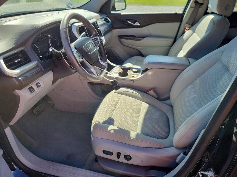 2023 GMC ACADIA SLE 7