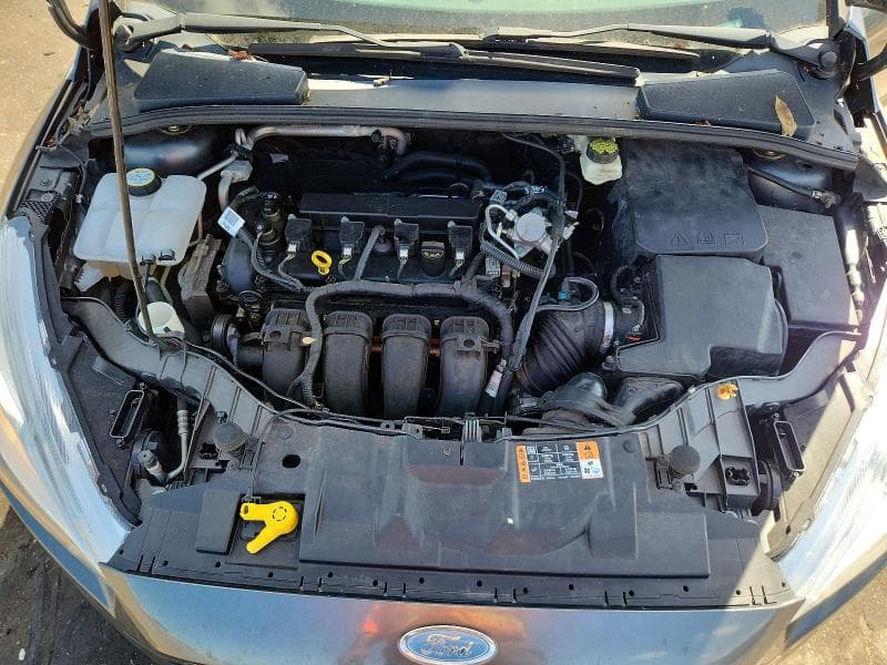 2017 FORD FOCUS SE 11