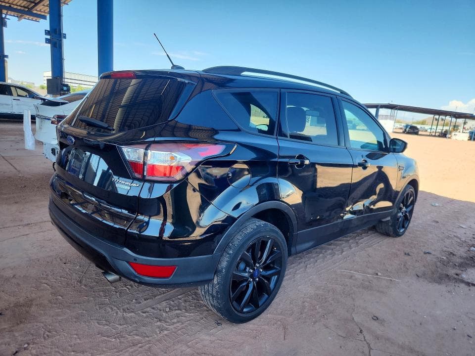 2017 FORD ESCAPE TITANIUM 3