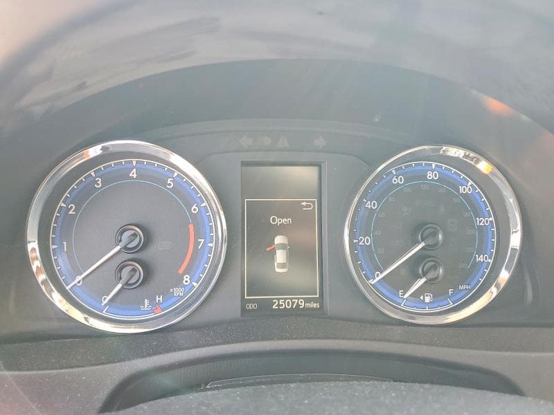2019 TOYOTA COROLLA SE 9