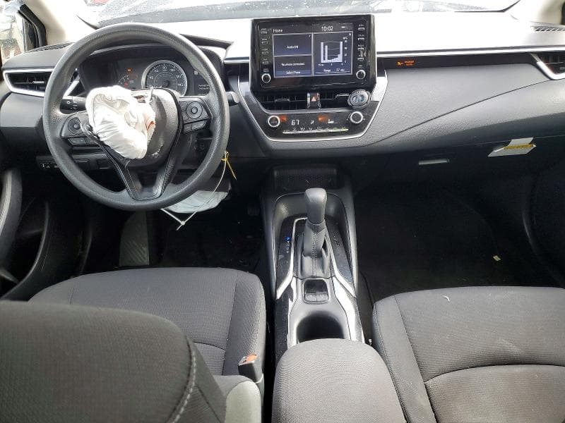 2020 TOYOTA COROLLA LE 8