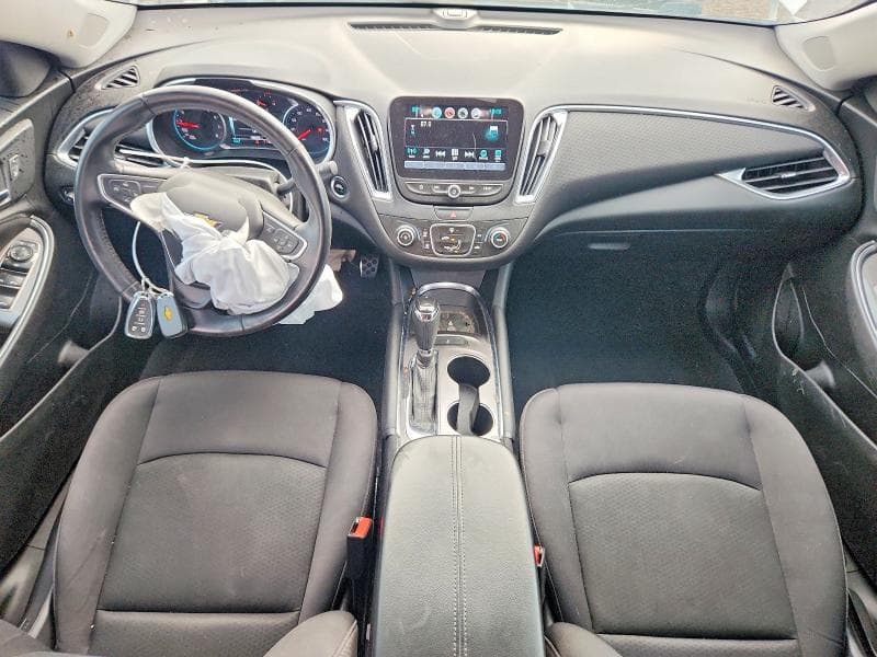 2017 CHEVROLET MALIBU LT 8