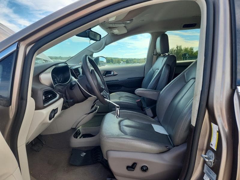 2017 CHRYSLER PACIFICA TOURING 7