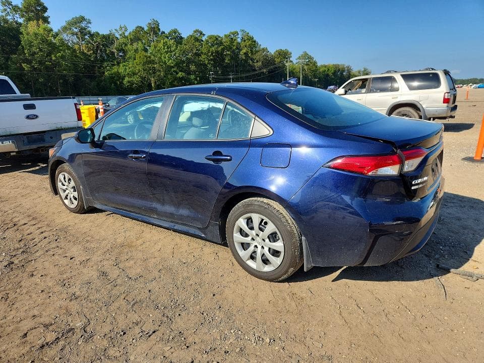 2022 TOYOTA COROLLA LE 2