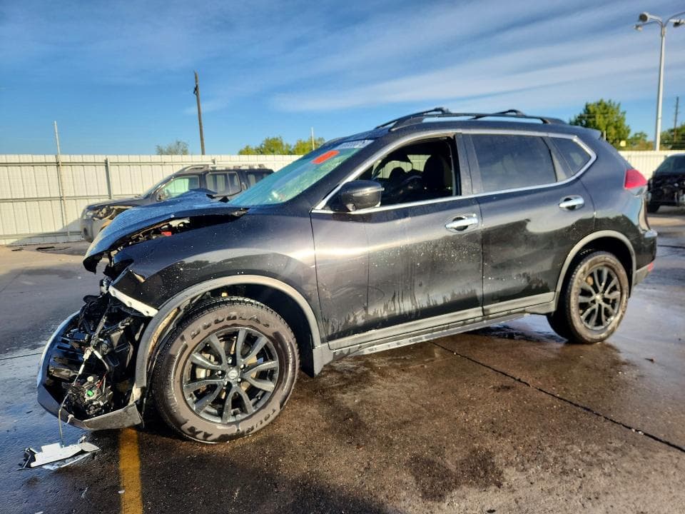 2017 NISSAN ROGUE SV