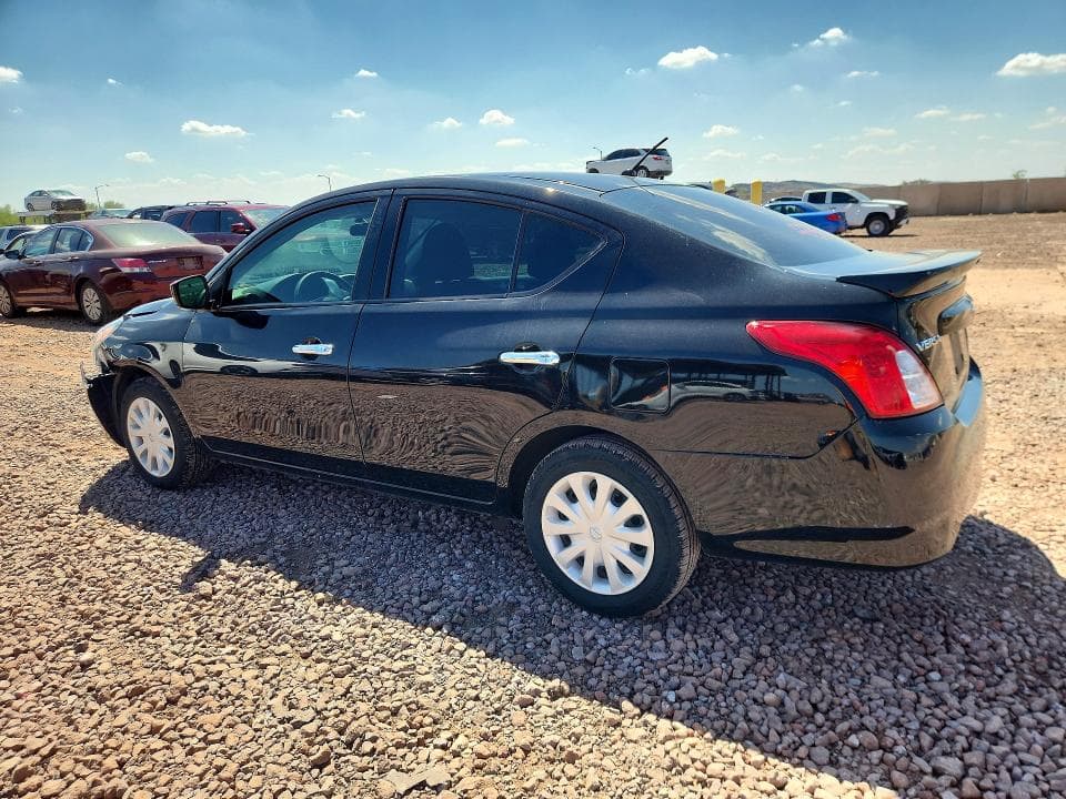 2019 NISSAN VERSA SV 2
