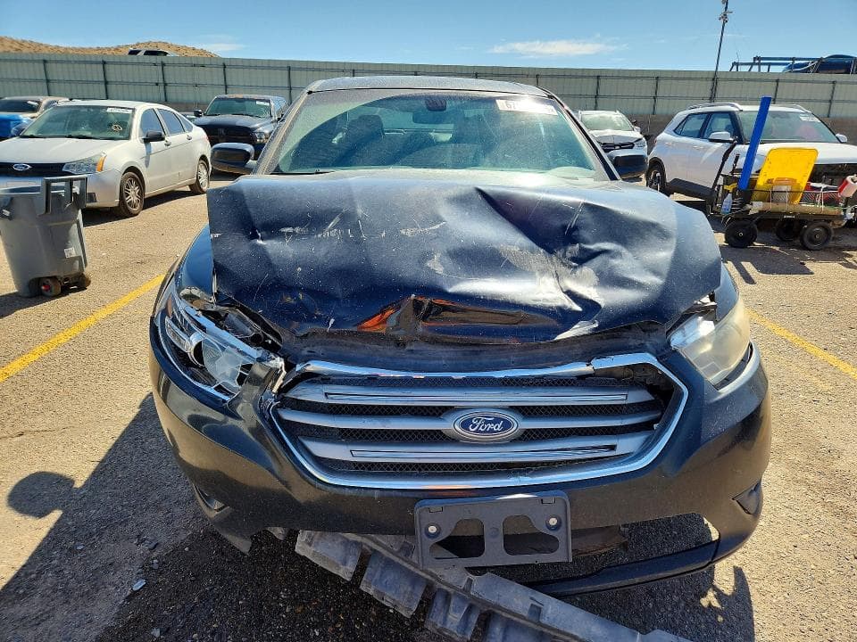 2017 FORD TAURUS SEL 5