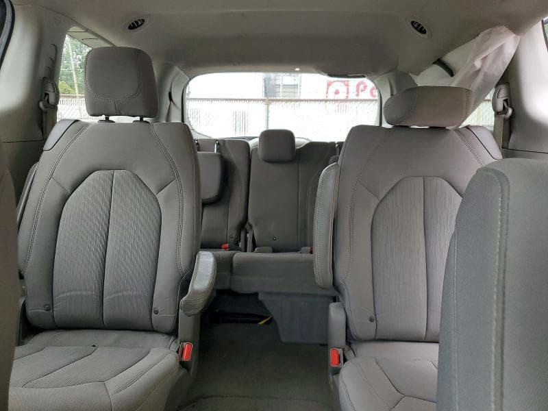 2018 CHRYSLER PACIFICA LX 10