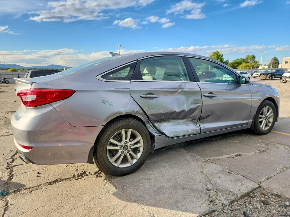 2017 HYUNDAI SONATA SE 3