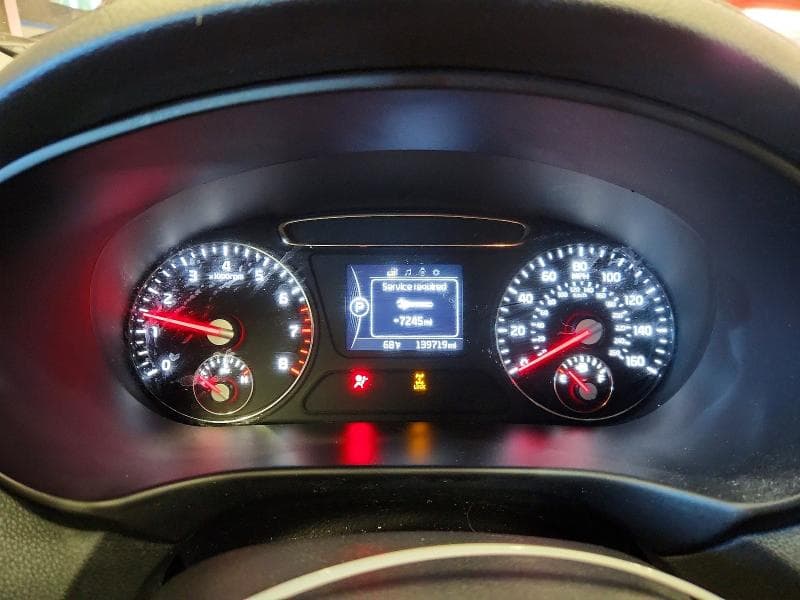 2017 KIA SORENTO LX V6 9