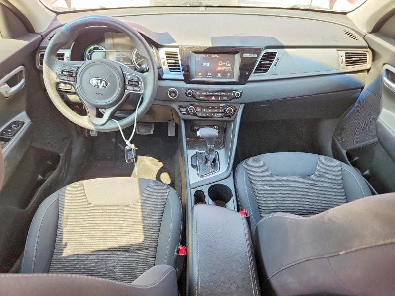 2018 KIA NIRO LX 8