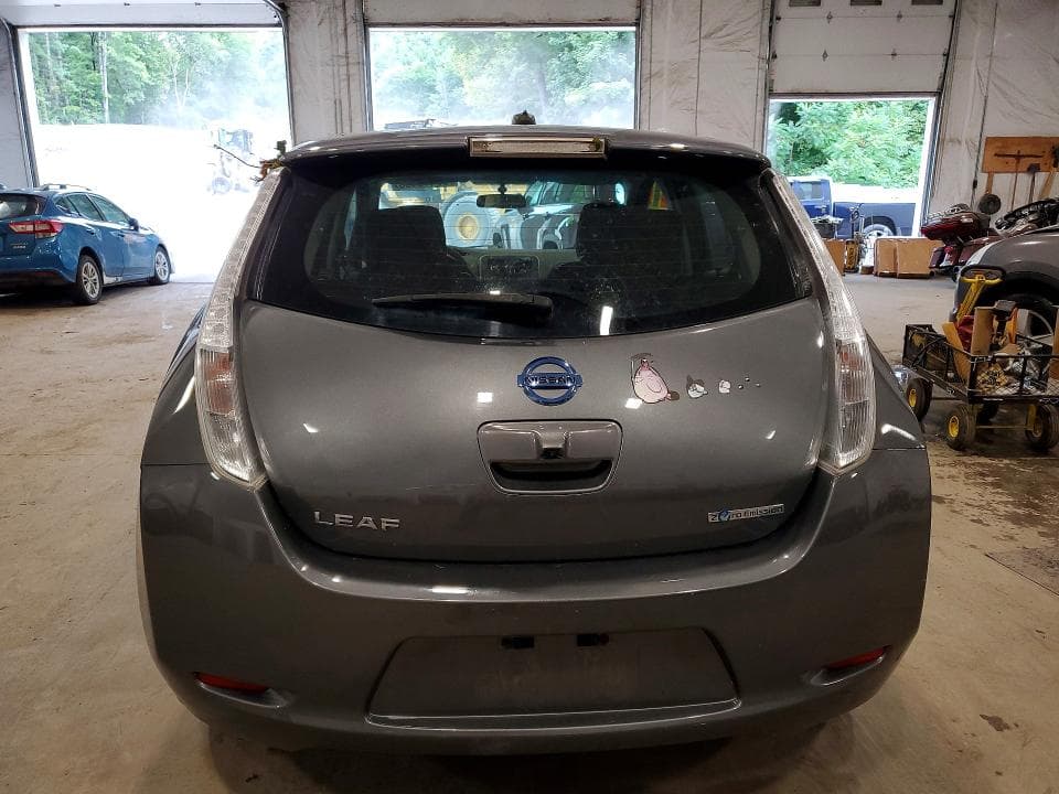 2017 NISSAN LEAF S 6