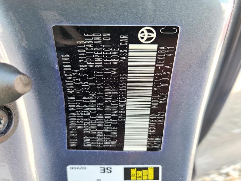 2024 TOYOTA COROLLA LE 12