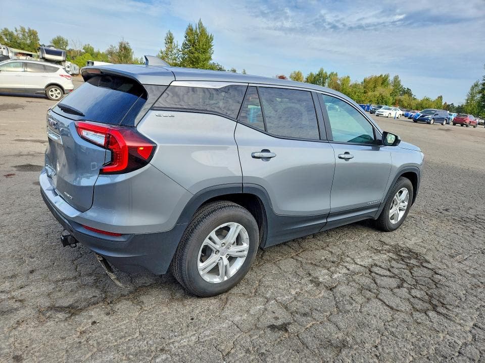 2024 GMC TERRAIN SLE 3