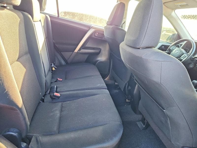 2018 TOYOTA RAV4 LE 11