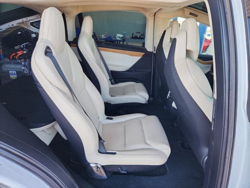 2018 TESLA MODEL X 11