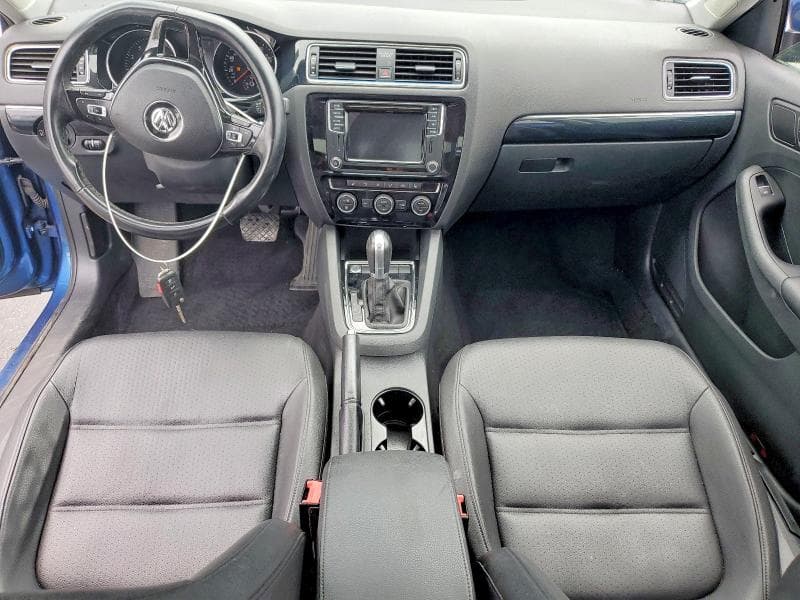 2017 VOLKSWAGEN JETTA SEL 8