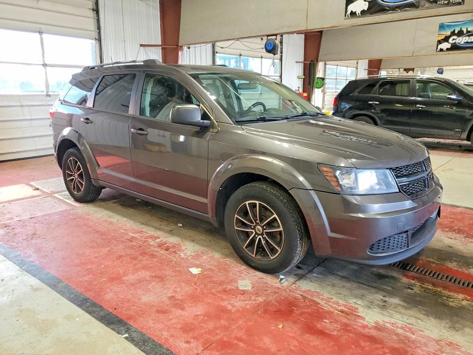 2018 DODGE JOURNEY SE 4