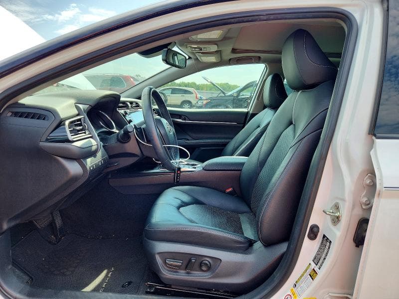 2019 TOYOTA CAMRY XSE 7