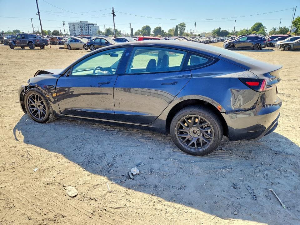 2025 TESLA MODEL 3 2