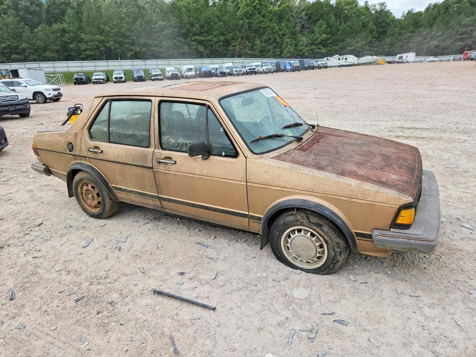 1982 VOLKSWAGEN JETTA DELUXE 4