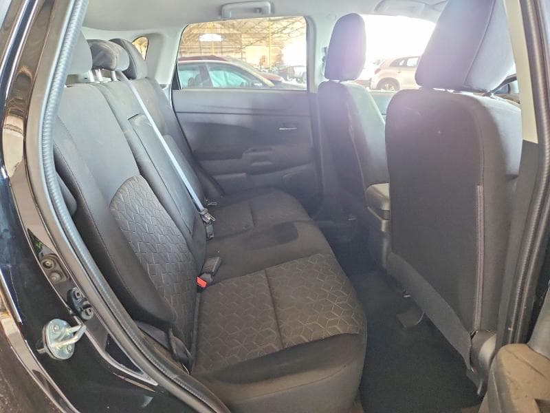 2026 MITSUBISHI OUTLANDER 11