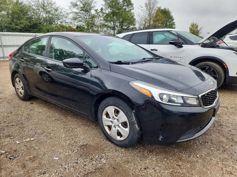 2017 KIA FORTE LX 4