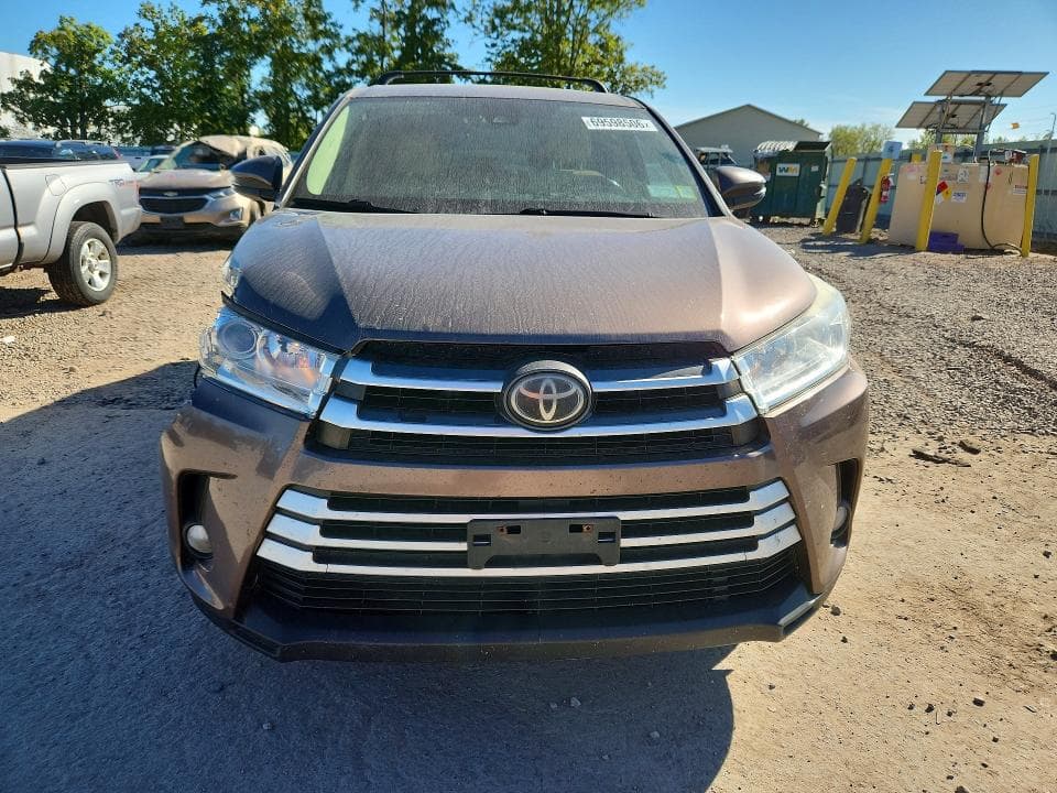 2018 TOYOTA HIGHLANDER LE PLUS 5