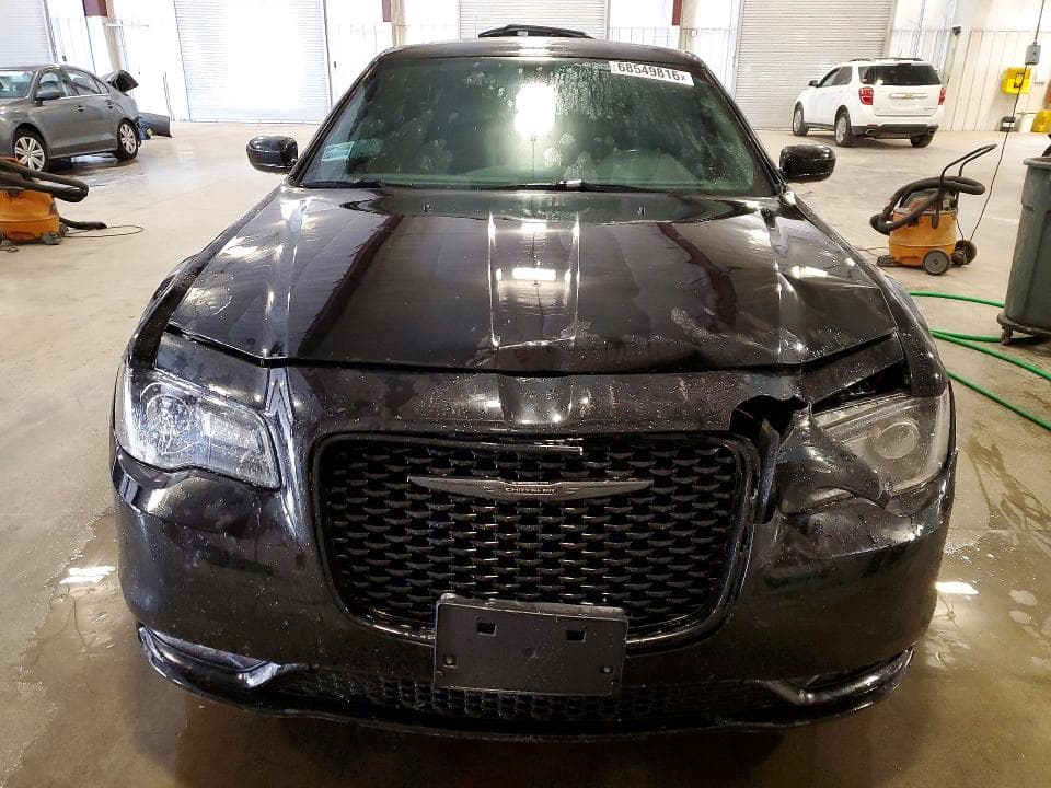 2020 CHRYSLER 300 S 5