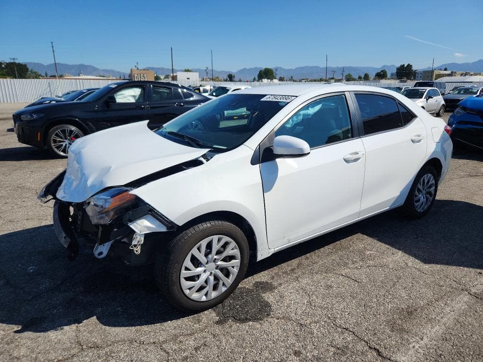 2017 TOYOTA COROLLA LE - 1