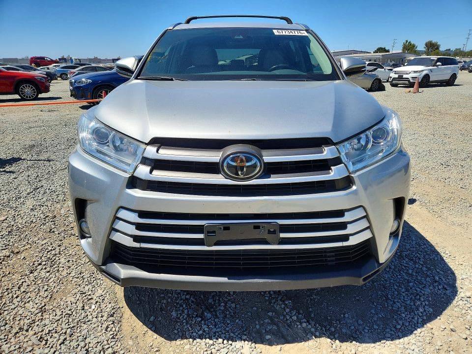 2017 TOYOTA HIGHLANDER XLE 5