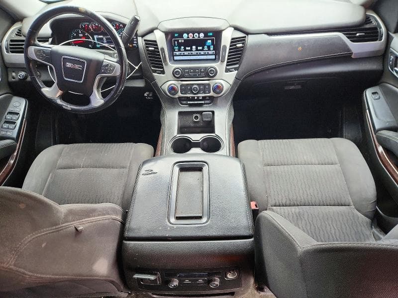 2017 GMC YUKON XL K1500 SLE 8
