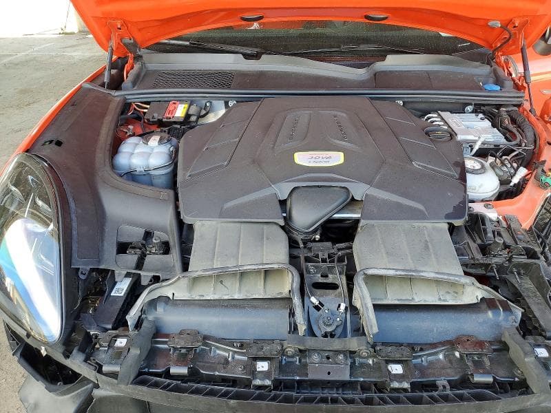 2021 PORSCHE CAYENNE E-HYBRID 11