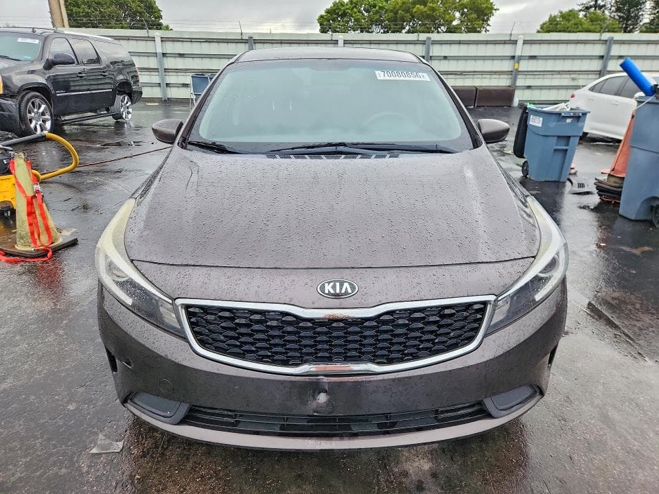 2017 KIA FORTE LX 5