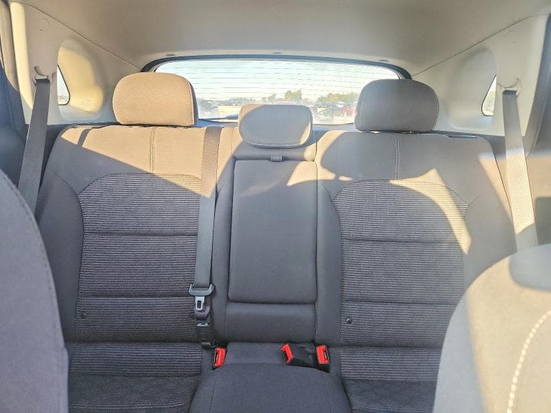 2017 KIA NIRO LX 10