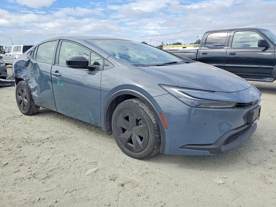 2023 TOYOTA PRIUS LE 4