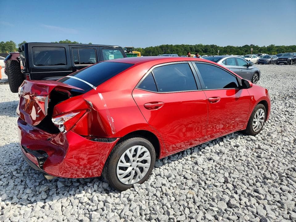 2017 TOYOTA COROLLA LE 3