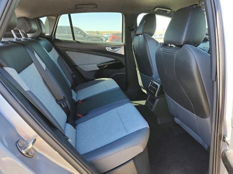 2023 VOLKSWAGEN ID.4 PRO 10