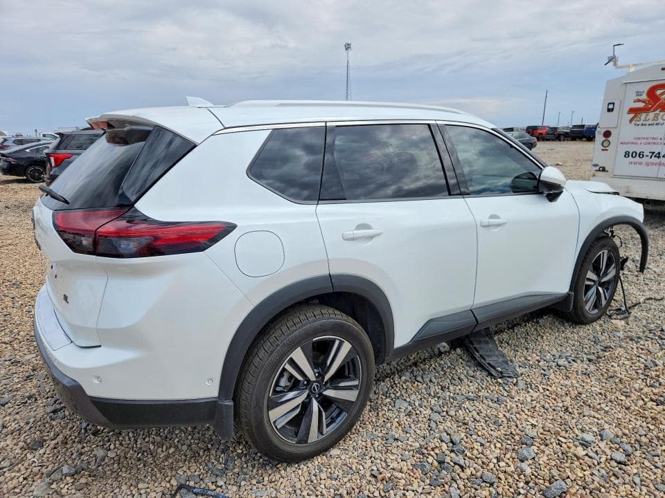 2024 NISSAN ROGUE SL 3