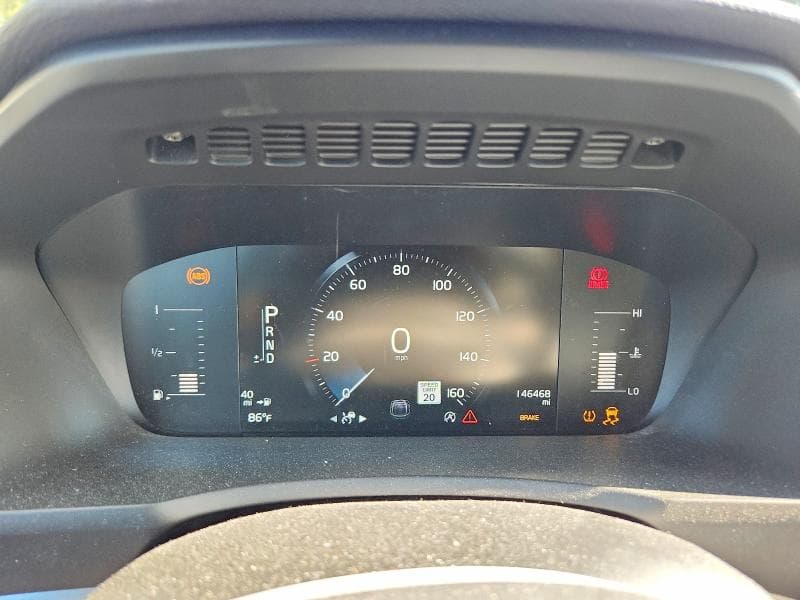 2018 VOLVO XC90 T5 9