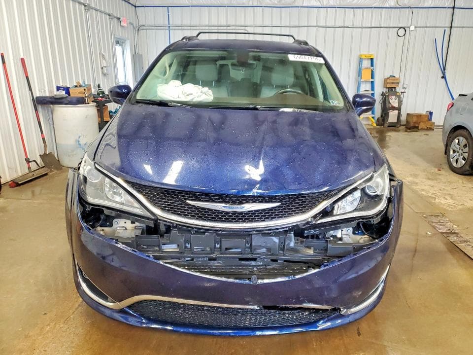 2017 CHRYSLER PACIFICA TOURING L 5