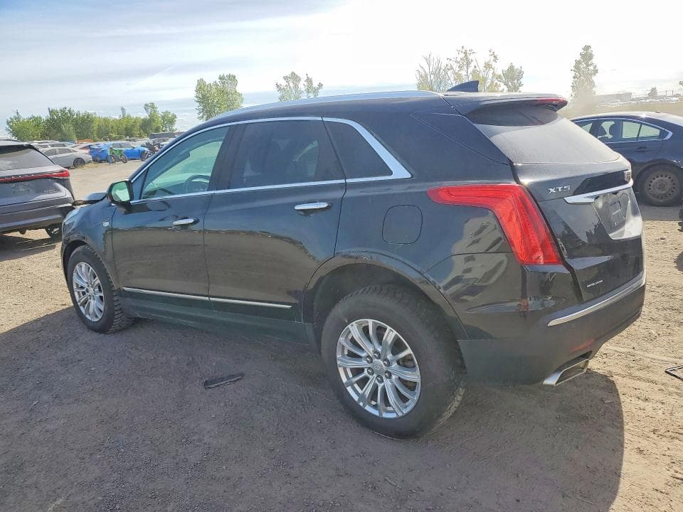 2017 CADILLAC XT5 2