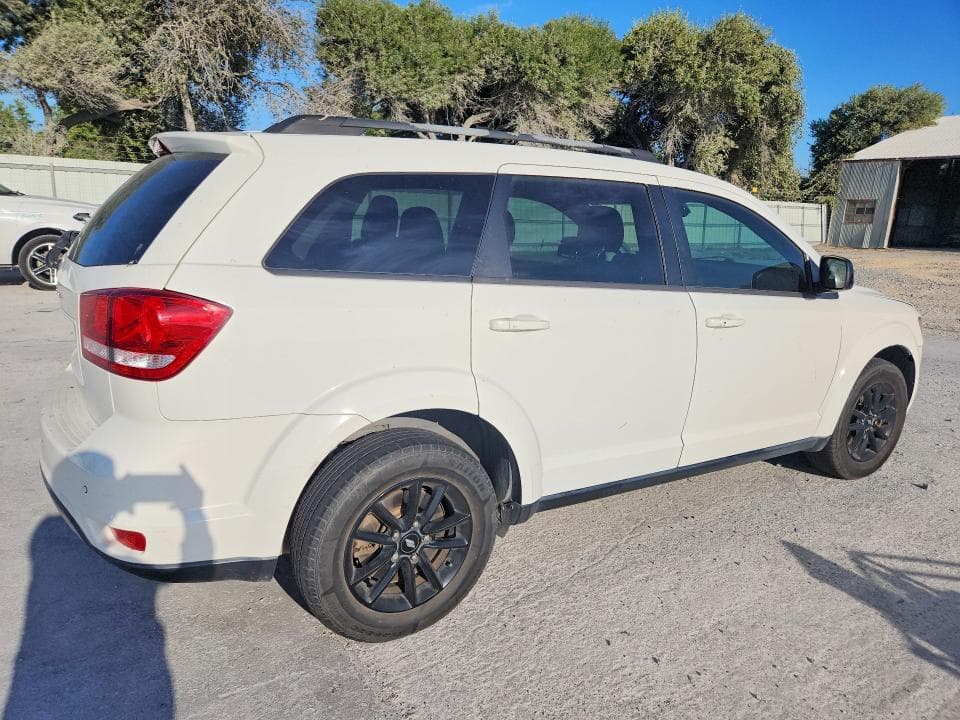 2019 DODGE JOURNEY SE 3