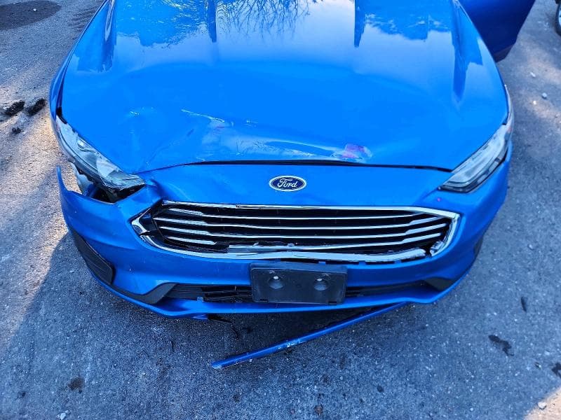 2019 FORD FUSION SE 11