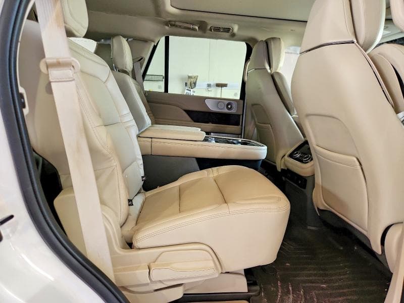 2020 LINCOLN NAVIGATOR RESERVE 11