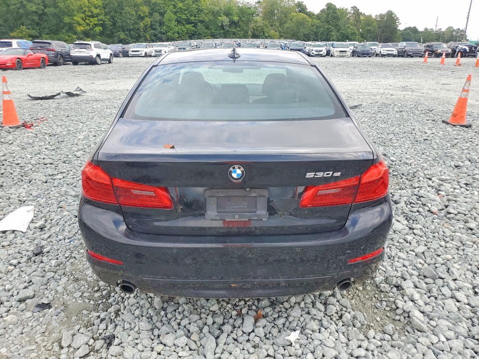 2019 BMW 530E 6