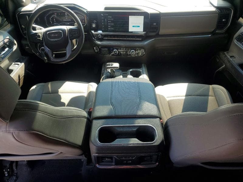 2024 GMC SIERRA K1500 SLT 8