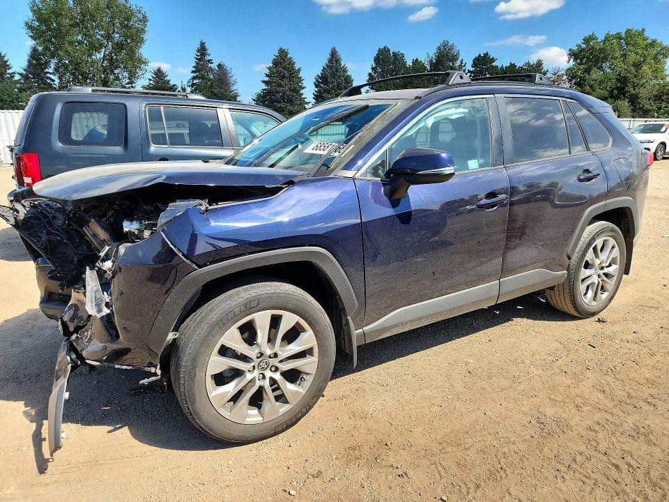 2022 TOYOTA RAV4 XLE PREMIUM - 1